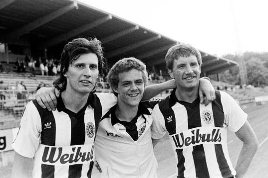  Landskronas målskyttar efter matchen. Fr. v Per-Åke Theander, Sylve Bengtsson och Stuart Baxter.
