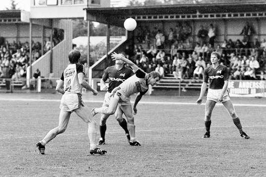 Kamp om bollen