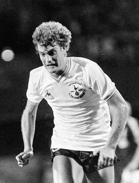  Ipswich - Tottenham: Tottenhams Glenn Hoddle.