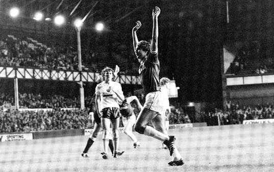  Evertons Grame Sharp celebrates after scoring on a penalty.