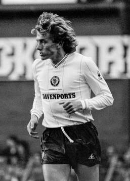  Aston Villas Tony Morley.