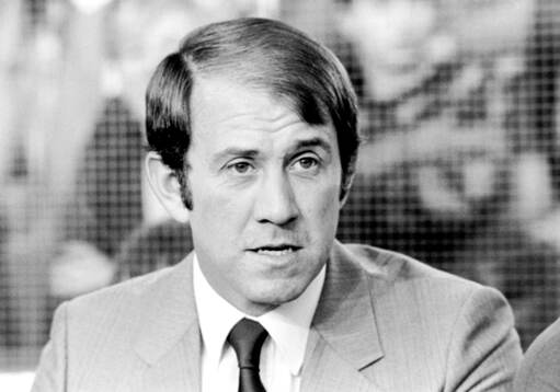  Evertons manager Howard Kendall.