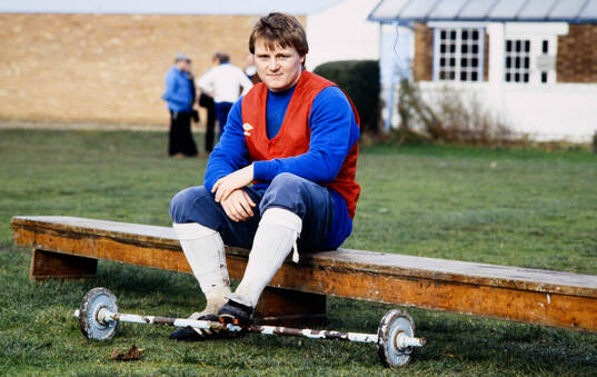  Garry Brooke.