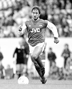  Kenny Sansom of Arsenal.