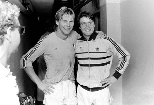  Malmös målskytt Thomas Sunesson och Hasse Borg efter matchen.