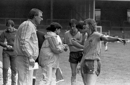 Ulf Lyfors, förbundskapten och Pia Sundhage