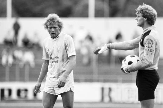 Håkan Lindman, Malmö och elfsborgs målvakt Roger Svensson