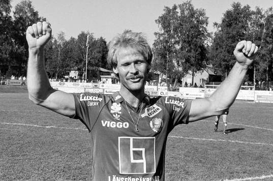  Sven-Åke Landgren, Helsingborg jublar efter segern.