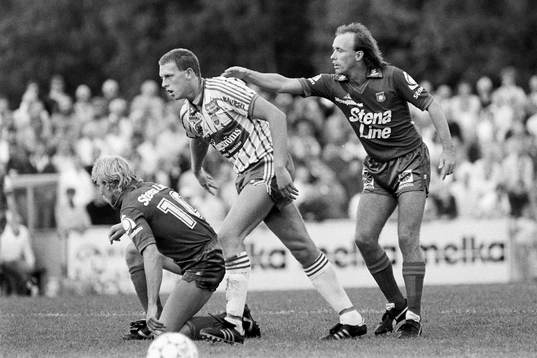  Sammy McIlroy, Örgryte.