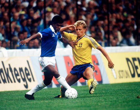 Fotboll, Jonas Thern, Sverige