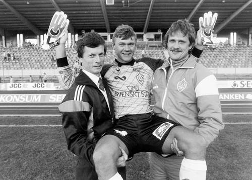  Håkan Sundin, manager, Bengt Nilsson, målvakt och Jan Lindstedt, tränare i Brage efter matchen.