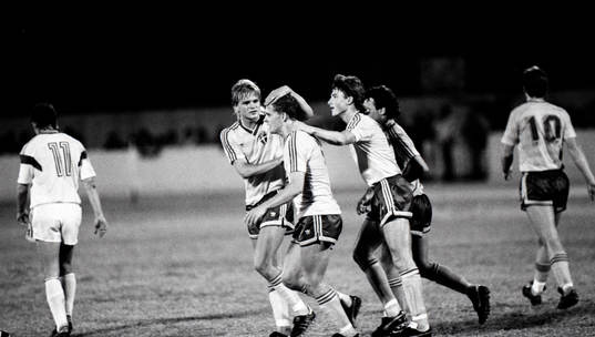 Dennis Schiller, Jonas Thern och Roger Ljung, jubel, glädje