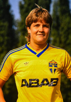 Pia Sundhage, Sverige