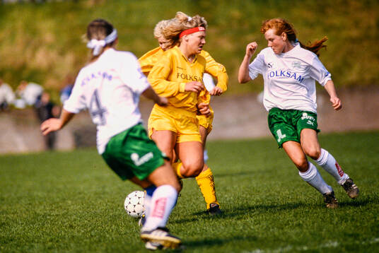 Maria Mohlin, Hammarby, till höger.
