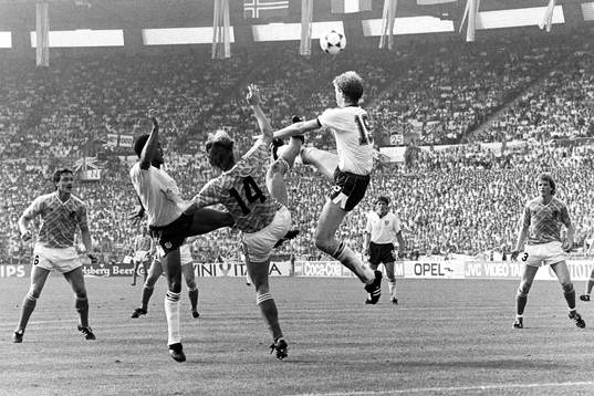 Wim Kieft, Holland och Mark Wright, England