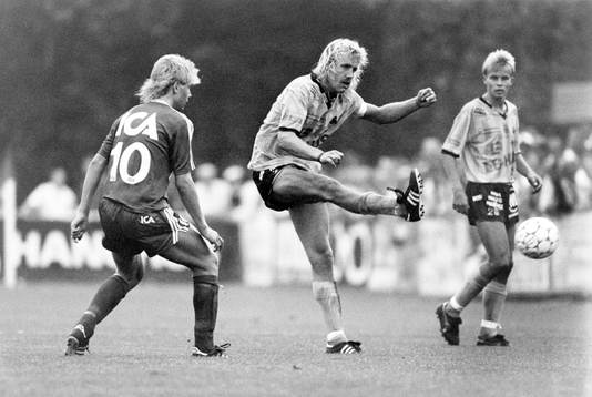 Hans Larsson, Mjällby i skottagen
