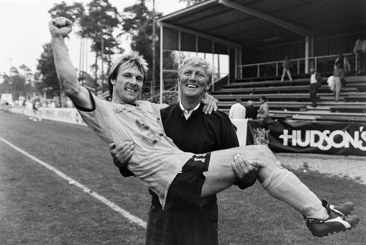  Flemming Pehrson, Mjällby jublar efter matchen.