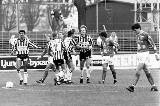  Jubel i Landskrona efter 1-0.