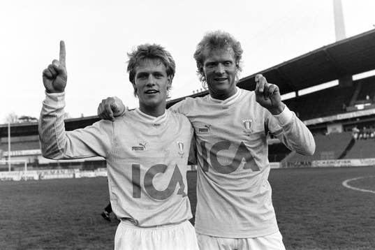  Malmös bägge målskyttar Niclas Larsson och Håkan Lindman efter matchen.