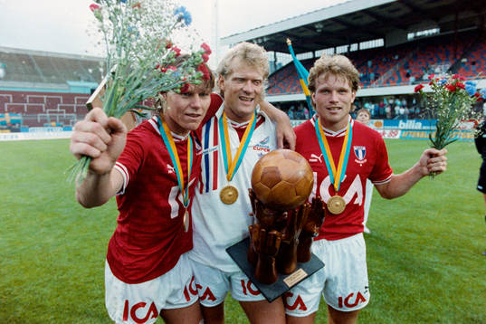  Malmös målskyttar efter segern. Fr. v Joakim Nilsson, Håkan Lindman och Leif Engqvist.