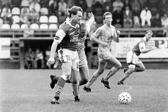  Olle Sjödahl, Markaryd med bollen.