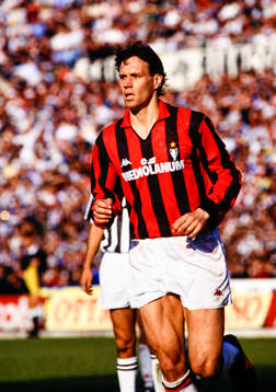  Milans Marco van Basten.