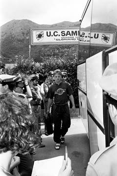 Stefan Schwarz vid spelarbussen