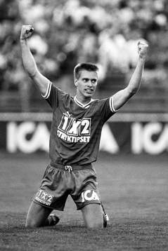  Jan Jansson, Öster efter att ha gjort 2-0 till hemmalaget.