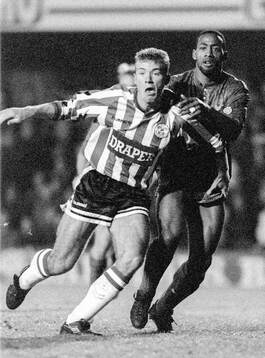  Southamptons Alan Shearer.