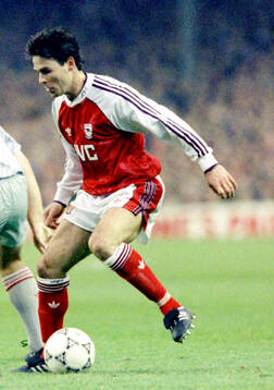  Arsenals Anders Limpar.