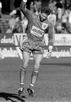  Kjell Frisk, målvakt i Djurgården jublar.