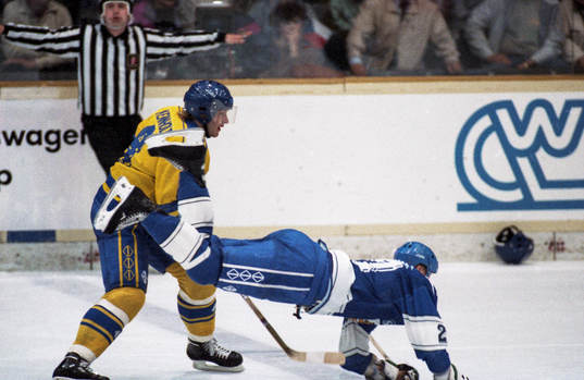 Kenneth Kennholt, Sverige