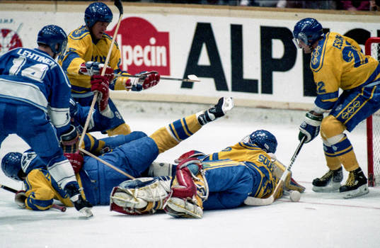 Tommy Söderström, målvakt I Sverige