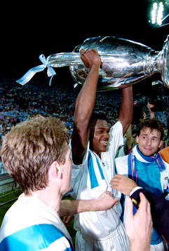  Marcel Desailly, Marseille jublar med pokalen.