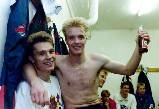  Per Nilsson och Percy Olsson, Hässleholm i omklädningsrummet efter matchen.