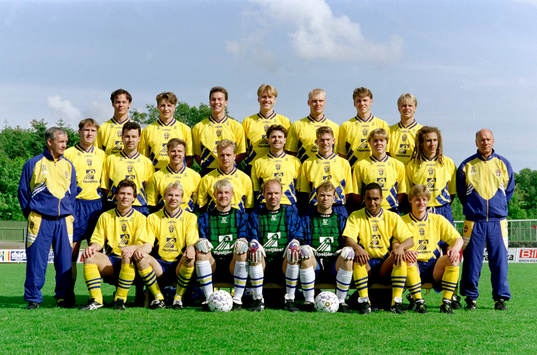 Bakre raden fr.v. Joachim Björklund, Roger Ljung, Patrik