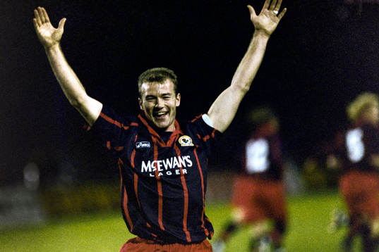  Alan Shearer, Blackburn jublar efter mål.