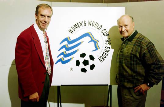  Bengt Simonsson, förbundskapten och Lars-Åke Lagrell, ordförande i Svenska Fotbollsförbundet.