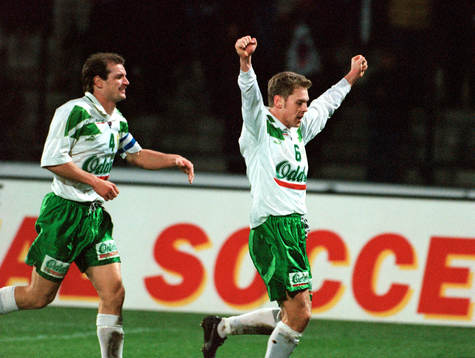  Leif Strandh och Peter Berggren, Hammarby, jublar.