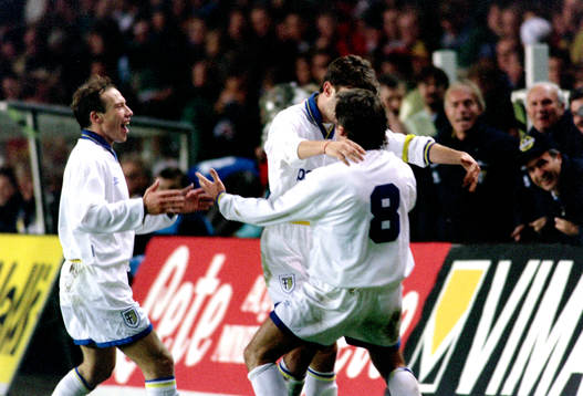  Jubel i Parma efter mål av Massimo Crippa