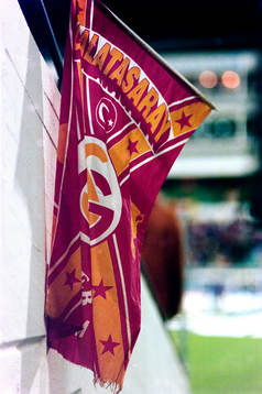  En galatasarayflagga.