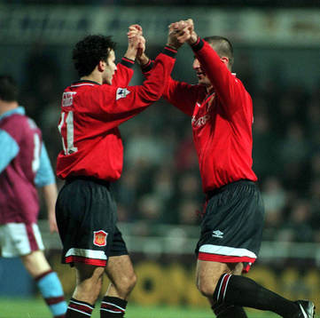  Eric Cantona och Ryan Giggs, Manchester United, Jubel, glädje.