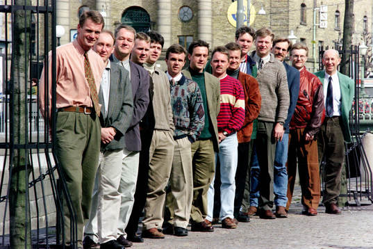  Fr.v. Torbjörn Nilsson, Oddevold, Stig Kristensson, Falkenberg, Thomas Svensson, Norrby, Örjan Glans, Gunnilse, Bo Augustsson, IFK Hässleholm, Anders Linderoth, Elfsborg, Patrik Walker Kalmar, Roberto Jakobsson, Häcken, Bengt-Arne Strömberg, Gais, Bo Wålemark, Ljungskile, Stefan Johansson, Skövde, Thomas Holmbeck, Myresjö, Bo Backman, Stenungsund och Torben Storm, Landskrona. 