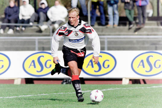  Arnor Gudjohnsen, Örebro.