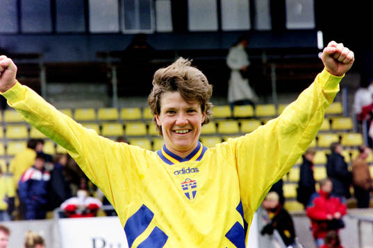 Pia Sundhage, Sverige jublar