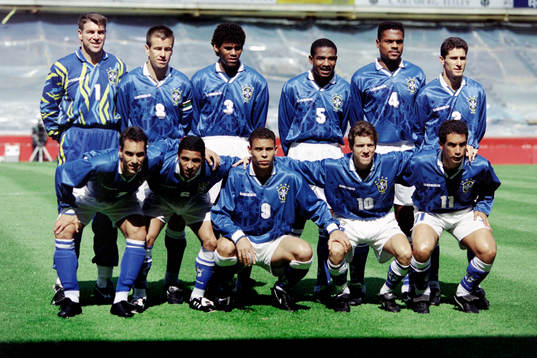 Brasiliens startelva. Bakre raden fr. v: Zetti, målvakt,