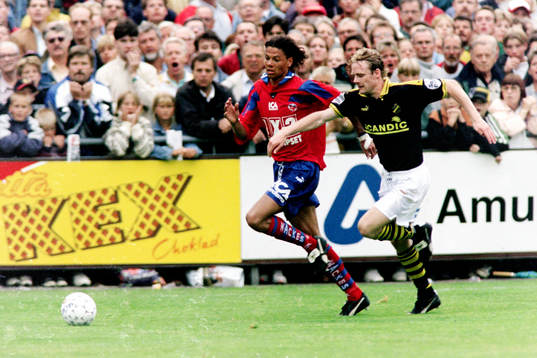  Martin Pringle, Helsingborg och Marco Ciardi, AIK.
