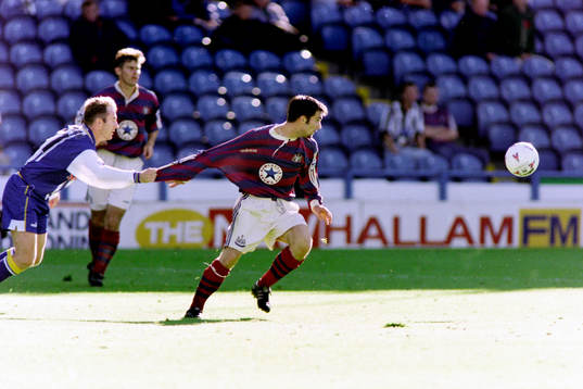 Keith Gillespie, Newcastle.
