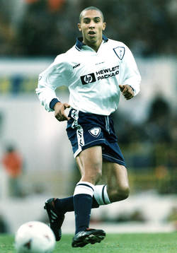 -29 Chris Armstrong Tottenham