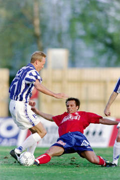  Stefan Lindqvist, Göteborg i kamp med Andreas ottosson, Öster.